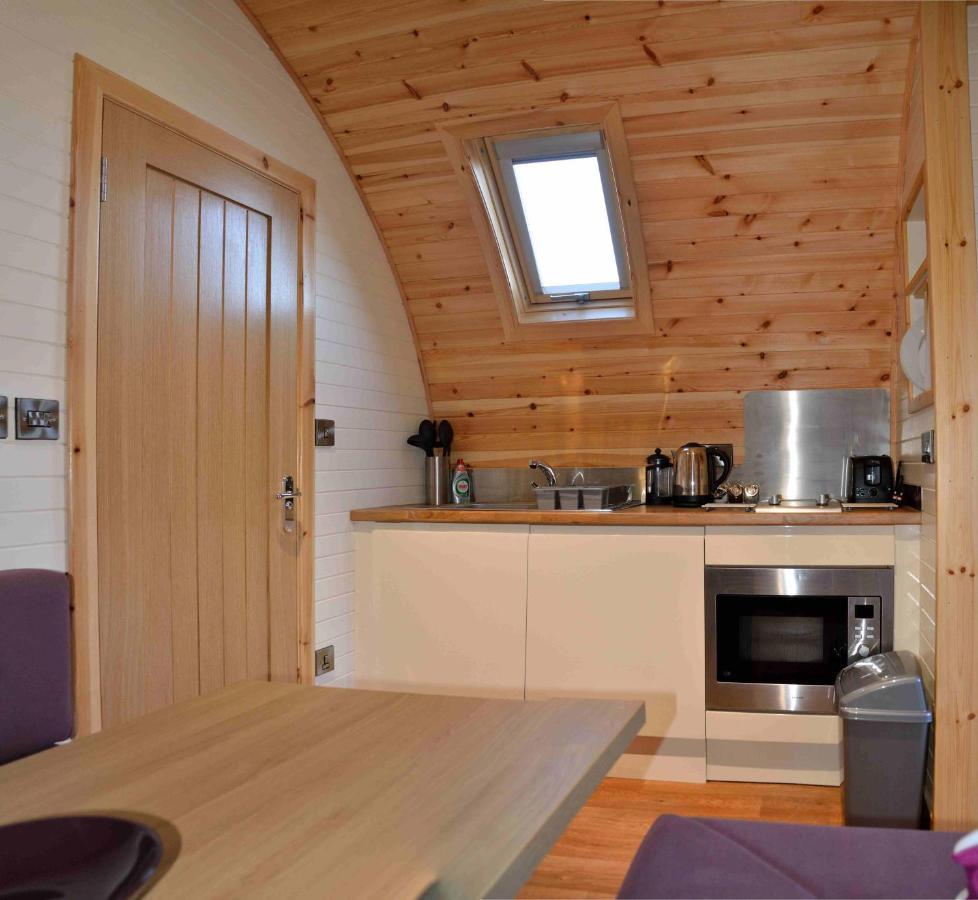 Seaview Pod And Hot Tub Villa บัลลาคูลิช ภายนอก รูปภาพ