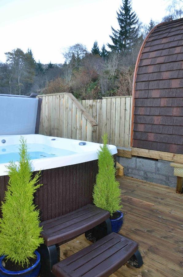 Seaview Pod And Hot Tub Villa บัลลาคูลิช ภายนอก รูปภาพ